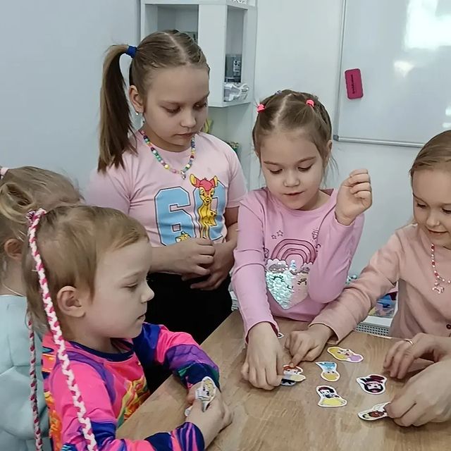 syursina_tatiana в LOOKY. #архитектура,#креатив,#творчество,#дизайн,#мечты,#мастеркласс,#развитие,#дети,#архитекторы,#воображение,#принцессы,#сказка,#краски,#идеи,#уникальность,#волшебство,#лучшимамы,#лучшиепедагоги,#творениесдетьми,#развитиеличности,#моторика,#совместноетворчество,#арттерапия,#фантазия,#детскоедостоинство,#вдохновение. 🎨✨Ощущение, когда в...