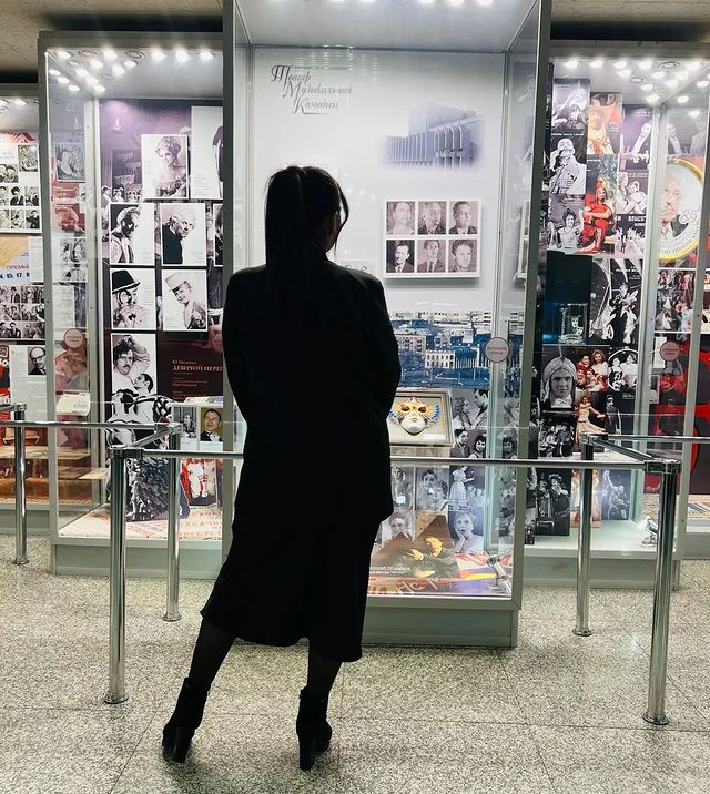 elmira_arsblack в LOOKY. . Каждый день наполняе...