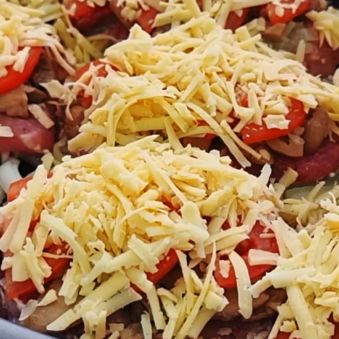 gotovim_vkusno_bystro в LOOKY. #Reels,#recipe,#diner,#рецепт,#ужин,#напраздничныйстол,#8марта,#вторыеблюда,#кулинария,#мясорецепт,#мясныеблюда,#чтоприготовить. Такое мясо всегда бу...