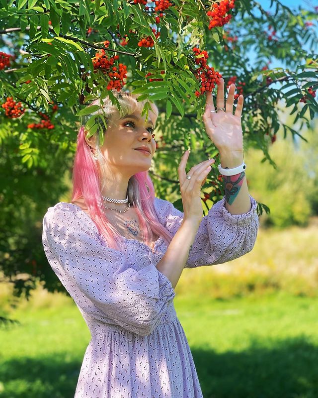 charlotte_universe в LOOKY. . null