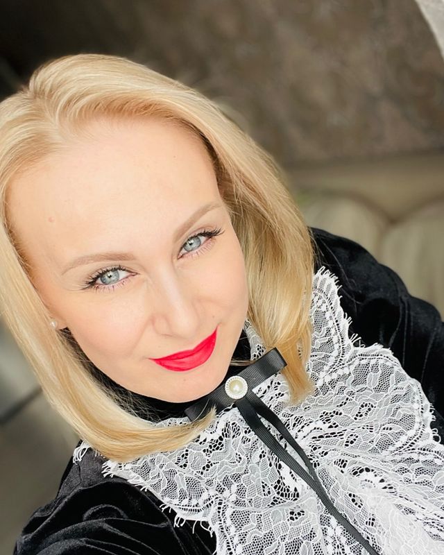 lesia_shafff в LOOKY. . — Вам посылка пришла...