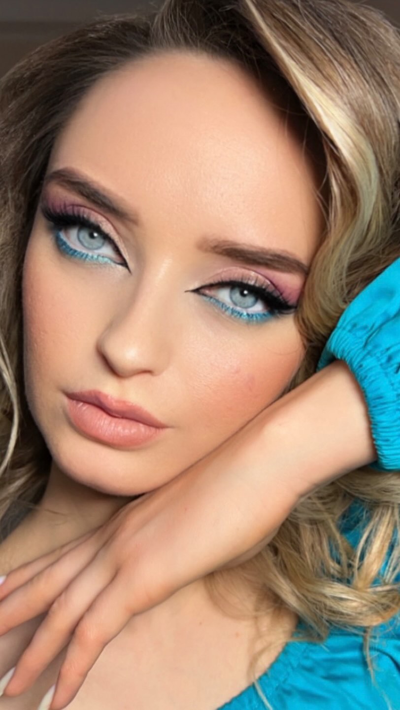 anna_hovhannisyan2422 в LOOKY. #weddingmakeup#wedding#hairstyle#макияжкрасноярск#прически#прическикрасноярск#стилиствизажисткрасноярск#визажисткрасноярск#косметологкрасноярск#красноярск#свадебныймакияжкрасноярск#макияж#визажист#косметолог#укладкаволос#фотограф#фотосессия. Дорогие и милые деву...