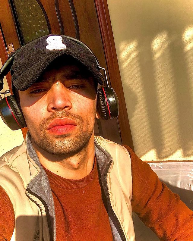 axmad_aliii в LOOKY. . 🎼🎼🎼