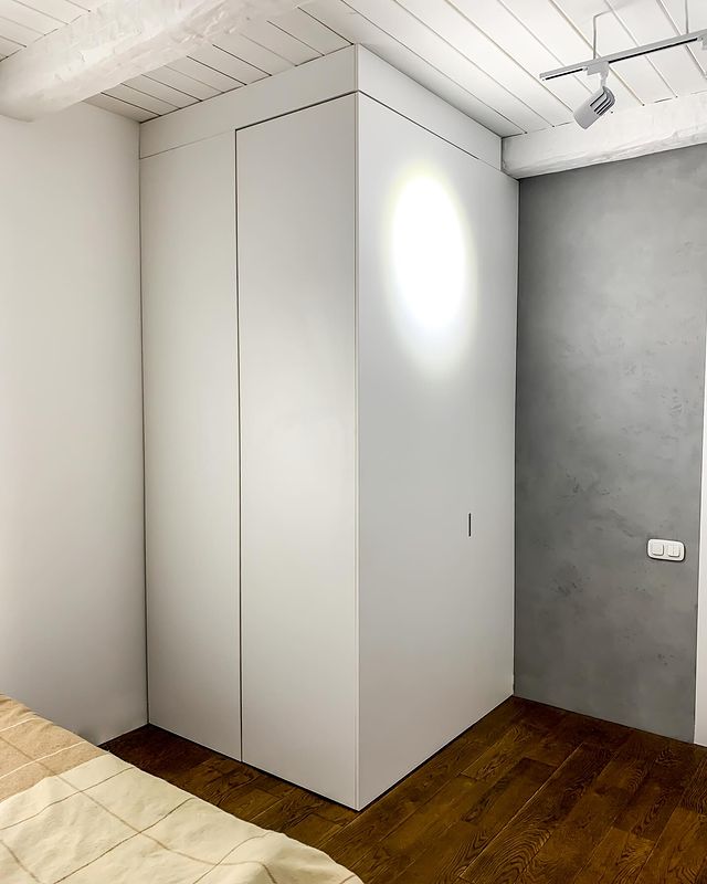 behemoth_wardrobes в LOOKY. . Белый на сером.