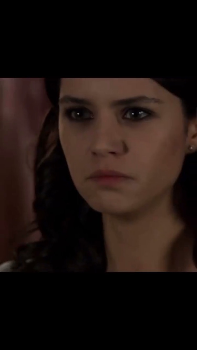 touching_moments_of_serials в LOOKY. #запретнаялюбовь,#бихтербехлюль,#бихтер#бихтерзиягиль,#askimemnu,#bihterziyagil,#bihter,#behlulbihter,#behlul,#behlül,#berensaat,#kivanctatlitug,#ask_i_memnu,#kıvançtatlıtuğ,#hazalkaya,#беренсаат,#кыванчтатлытуг,#kurtseyitveşura,#kuzeyguney,#carpisma,#kadiradalı. "Эта женщина спасла ...