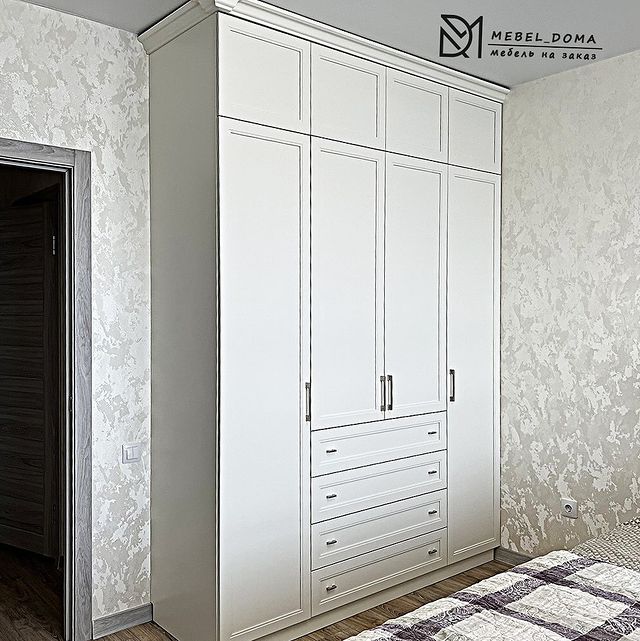 mebel_doma в LOOKY. #шкафсраспашнымидверьми#фасадымдфкрашенные#шкафвспальню#шкафмдф#мебельназаказ#мебельназаказворонеж#дизайнмебели. Шкаф с распашными дв...