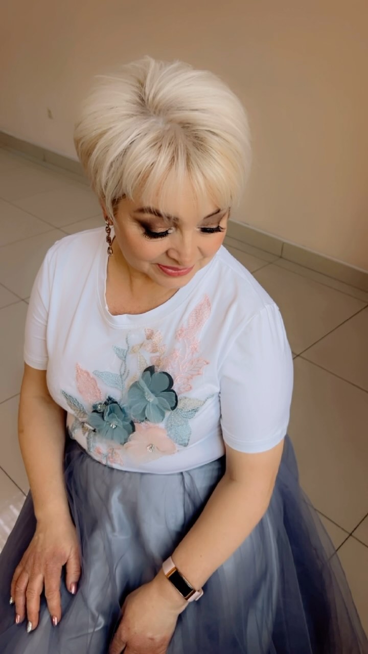 anna_hovhannisyan2422 в LOOKY. #weddingmakeup#wedding#hairstyle#макияжкрасноярск#прически#прическикрасноярск#стилиствизажисткрасноярск#визажисткрасноярск#косметологкрасноярск#красноярск#свадебныймакияжкрасноярск#макияж#визажист#косметолог#укладкаволос#фотограф#фотосессия. Бомбитта Сеньоритта ...