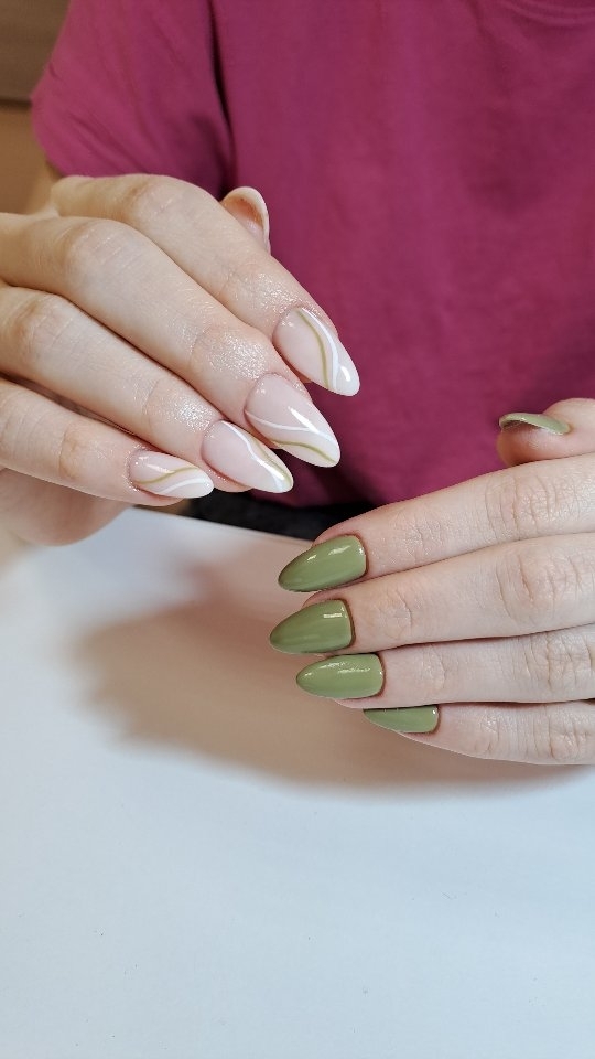 marinka__mary__nail в LOOKY. #маникюрсмоленск,#мастерманикюрасмоленск,#маникюр,#manicure,#осеннийманикюр. SHIK SHAK SHOK✨️

#м...