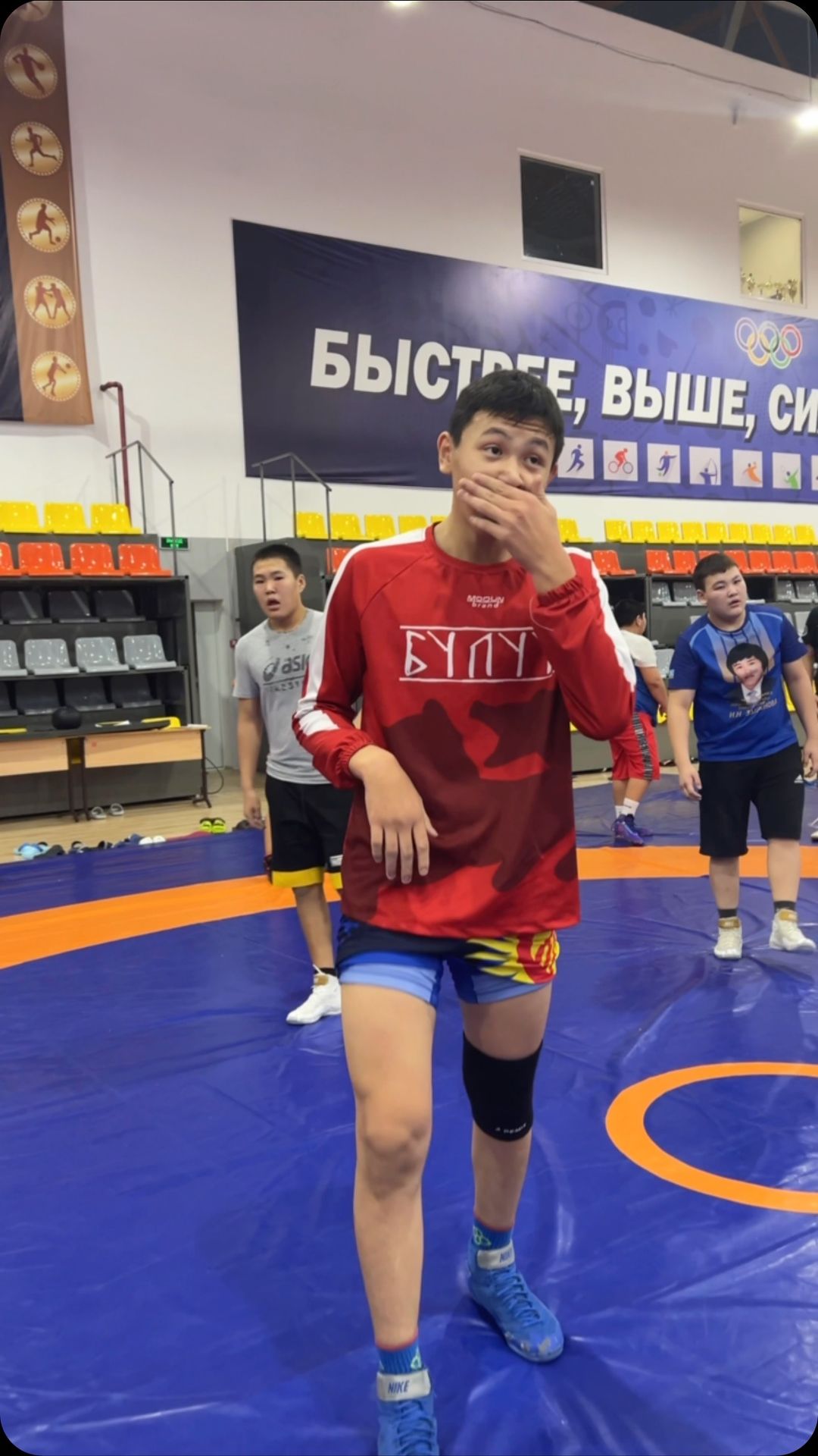 artem_kharlampev в LOOKY. . Жаль что мы не смогл...