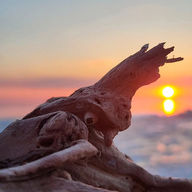 katrin_rudneva в LOOKY. #закат#красивыйзакат#закатуморя#море#красотавокругнас. Красное солнце сгора...