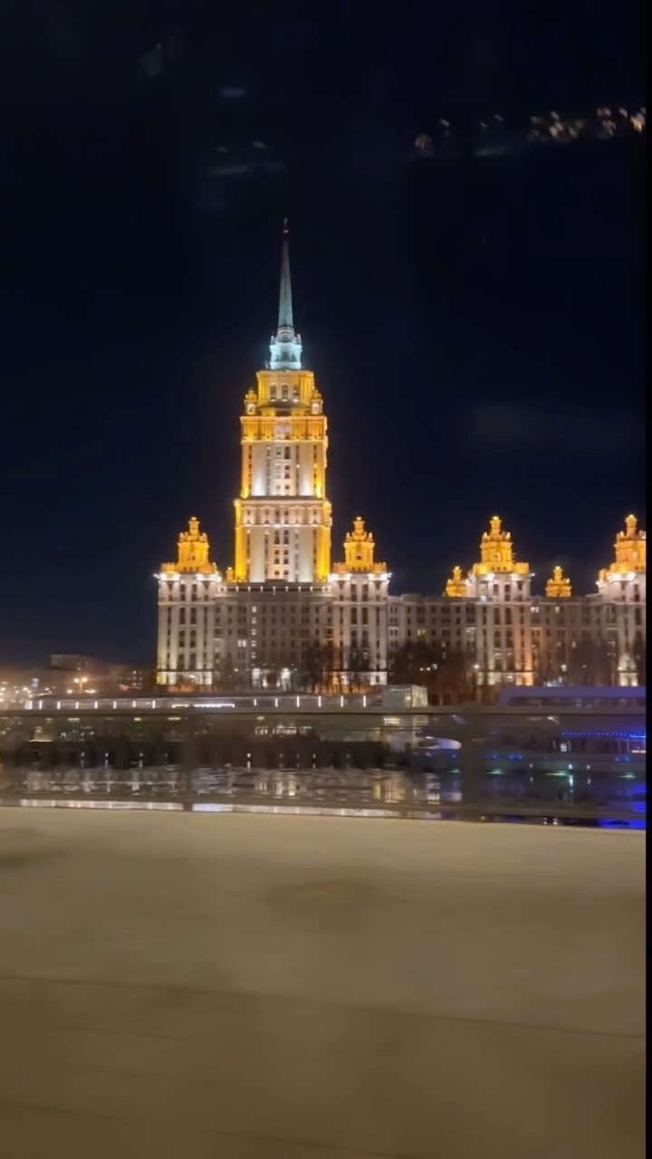 akuna_matata_akuna в LOOKY. #перезагрузка,#свет,#солнце,#луна,#небо,#закат,#романтика,#движениежизнь,#москва,#moskow,#тепло,#уют,#комфорт,#счастье,#рядом. Прекрасный день☀️ Мо...