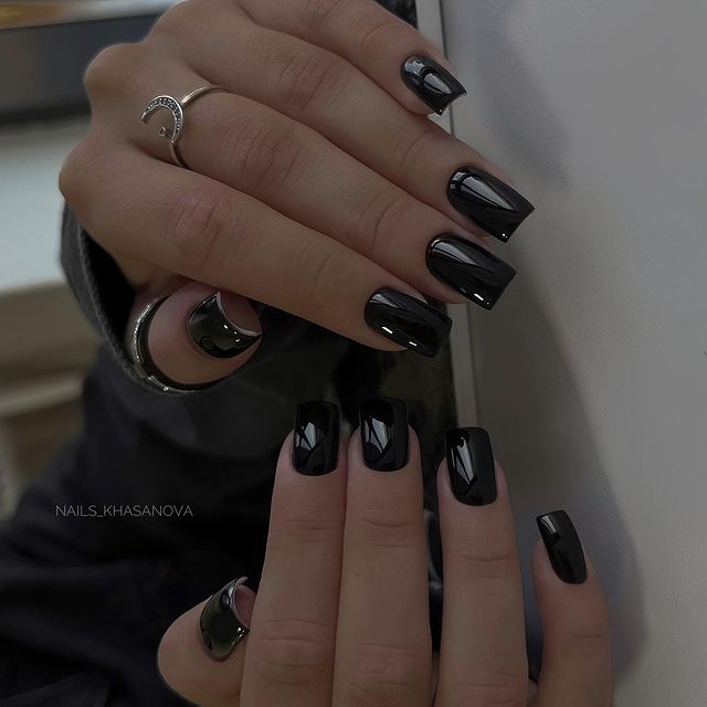 nails_khasanova в LOOKY. . Черный маникюр всегд...