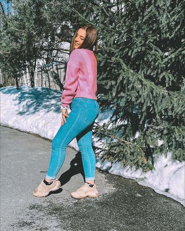 __kareglazqa__ в LOOKY. . - Не лги тому , кто ...