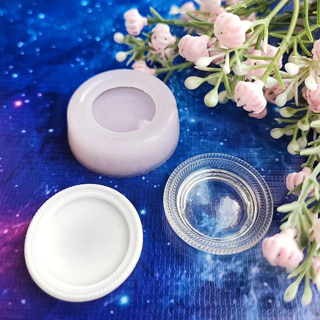 zalepashka_molds в LOOKY. #силиконовыемолды,#миниатюра,#кукольнаяминиатюра,#молдыминиатюра. D ~ 3,3 см

200р

По...
