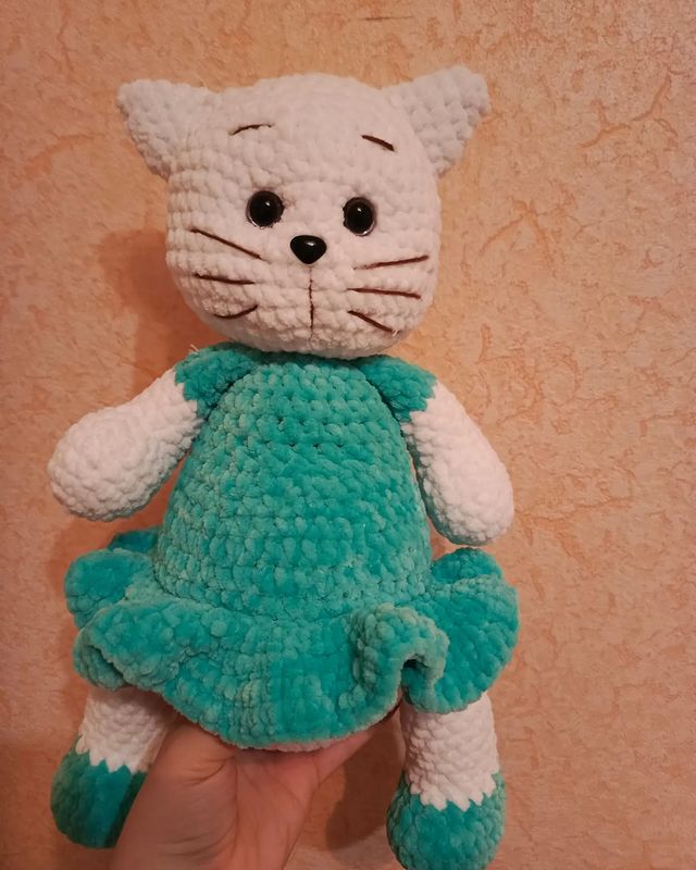 _volkova_an.nas в LOOKY. #КошечкаМиа,#ручная,#вяжуназаказ,#плюшеваяпряжа,#гипоаллергенная,#турецкаяпряжа,#вяжутнетолькобабушки,#слюбовьювкаждойпетельке,#доставкаповсемумиру. #КошечкаМиа

Цвет бе...