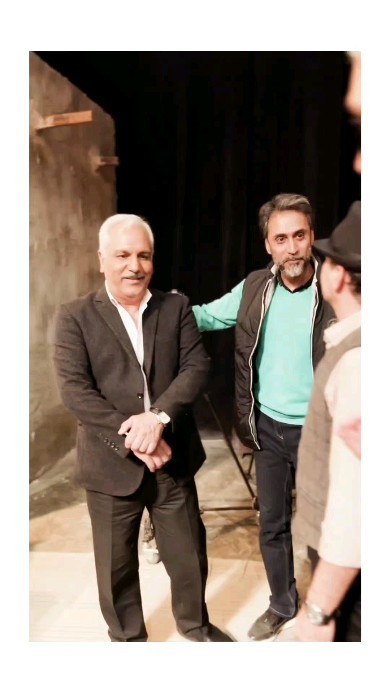 daneshtajmirriahitv3_official в LOOKY. #رئالیتی_شو,#مهران_مدیری,#تصویر,#تصویر_برداری,#سلبریتی,#سلبریتی_نیوز. سَرِتون سلامت اُستاد...