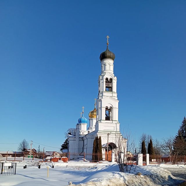 auxance в LOOKY. #о2_12мар,#о2_церкви,#храм,#весна,#небо,#синий,#белый. 💙🤍, или В цветах Г...