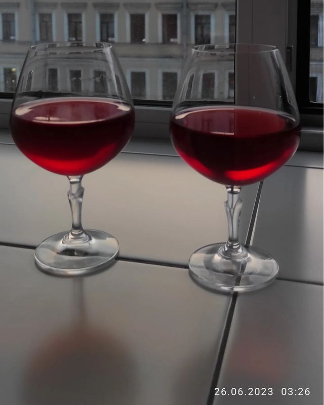 alexbo98 в LOOKY. . 🍷♥️🍷
🥂