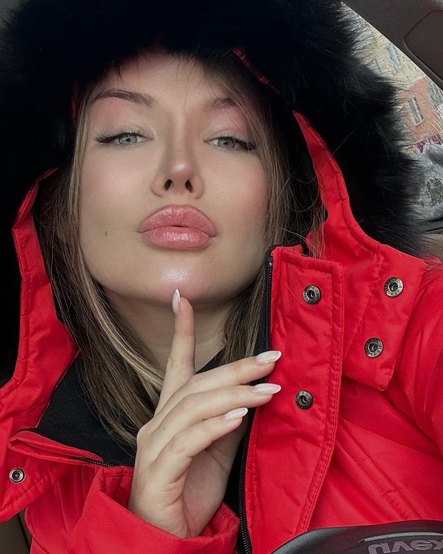 mary_vseokey в LOOKY. . Секрет номер РАЗ)
Он...