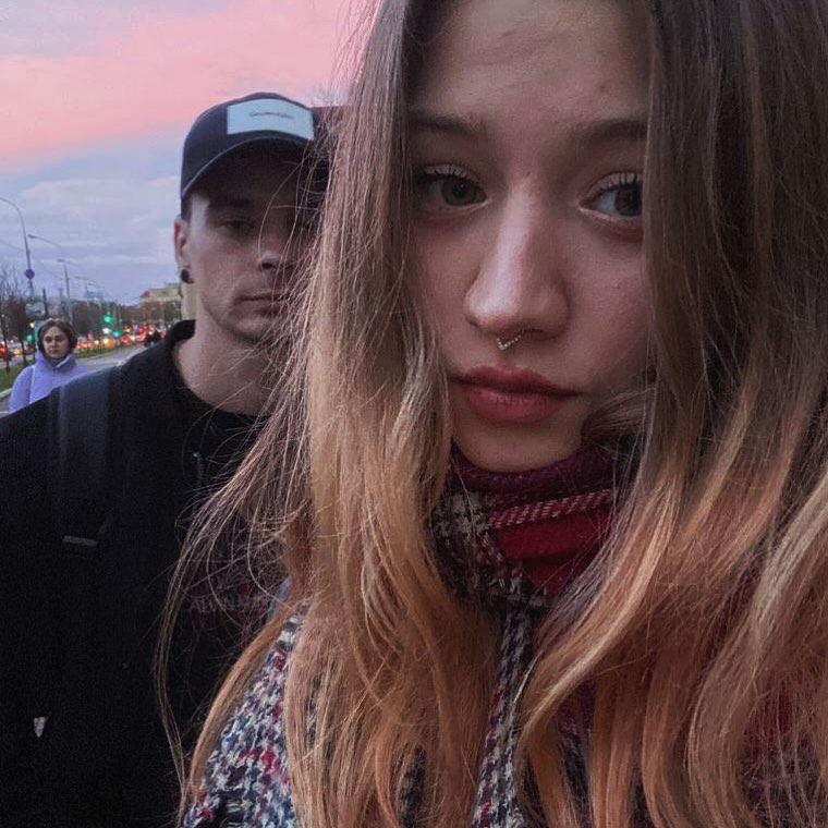 шли как-то безрукие по улице, никого не трогали 👰‍♀️🤵‍♂️