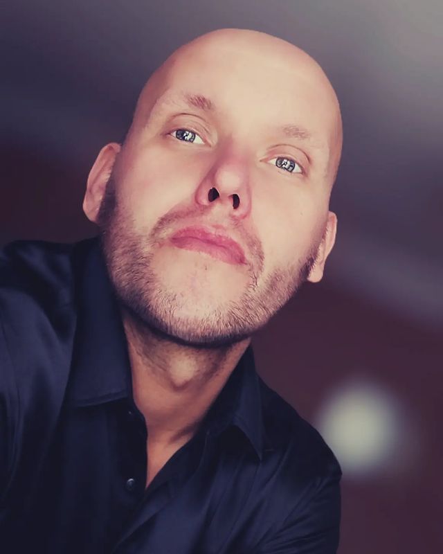 _antonio_belkin_ в LOOKY. . null