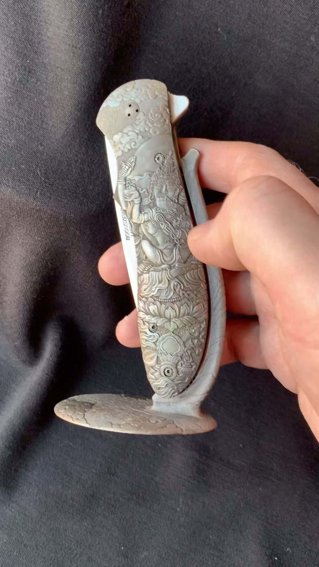 andreikisurin в LOOKY. #Yab-yum,#ཡབ་ཡུམ།,#authorsartweapon,#artknife,#artknives,#bestknives,#bestrussianknives,#russianknifemakers,#russianengraver,#engravedknives,#engravedknife,#artisticknives,#instagramru,#knifecollector,#knifecomposition,#customengraving,#masterengraver,#anreikisurun,#гильдиямастероворужейников. #Yab-yum #ཡབ་ཡུམ།
#a...