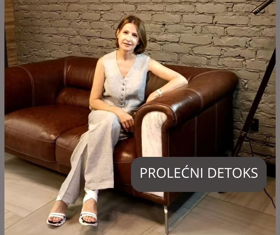 Mnogi ljudi i ne znaju za to.
Ovim informacijama možete sprečiti mnoge bolesti❗

Toksini su svuda i naše telo nije u stanju da ih potpuno ukloni samo, pa se pre ili kasnije osete...

Pogledajte faze zagađenja ⤵ pošaljite ovо svojim najmilijima, obavestite i njih:

1⃣ Stalni umor, umor već ujutru

2⃣ Česte glavobolje, bolovi u telu, oslabljeno pamćenje, rasejanost, skokovi pritiska

3⃣ Pogoršanje hroničnih bolesti, manifestacija alergijskih reakcija 

4⃣ Formiranje kamena (u žučnoj kesi, bubrezima itd.), fibroida, cista, prostatitisa, mastopatije, artroze, osteohondroze, edema i dr.

5⃣ #Paraliza, Parkinsonova bolest, bolesti nervnog sistema, nefroza, ciroza itd.

6⃣ Srčani udari, moždani udari, čirevi, gangrena

7⃣ #Onkologija... 

I ova informacija nije o zastrašivanju i strahu, već da shvatite da ako postoji faza 1, onda će postepeno doći do 3. i 5. i 7. ako ništa ne radite sa svojim zdravljem i ne pomažete telu na bilo koji način ☝ 

Šta da radim?!

Jednostavno: dajte sebi dobru detoksikaciju, sami ste, ne zanemarujte svoje zdravlje🌸

 Pišite  u komentarima DETOX I ja  vam pošalim link na Telegram kanalu, gde ću vam na besplatnom master-klasu reći koji je najbolji način za početak oporavka!

Reagirajte ako je bilo korisno. ❤️

#detox #Detoksikacija #umor #gangrena #srcaniudari  #cirevi