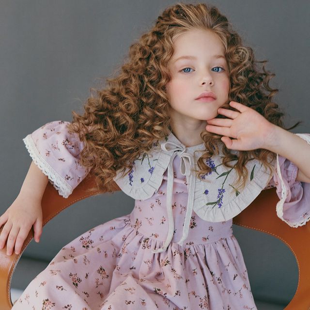 kira_gasanalieva в LOOKY. #кирагасаналиева,#kiragasanalieva,#дети,#мода,#модели,#стиль,#красота,#модныедети,#стильныедети,#красивыефото,#детимодели,#модадети,#детскиймоделинг,#детскаямода,#девочкамодель,#инстадети,#красивыедети,#рекламадети,#синиеглаза,#ребенокмодель,#модныйлук,#babylook,#fashion,#models,#style,#modelkids,#instamodel,#babymodel,#photo,#bestphoto. Обожаю этот образ! �...