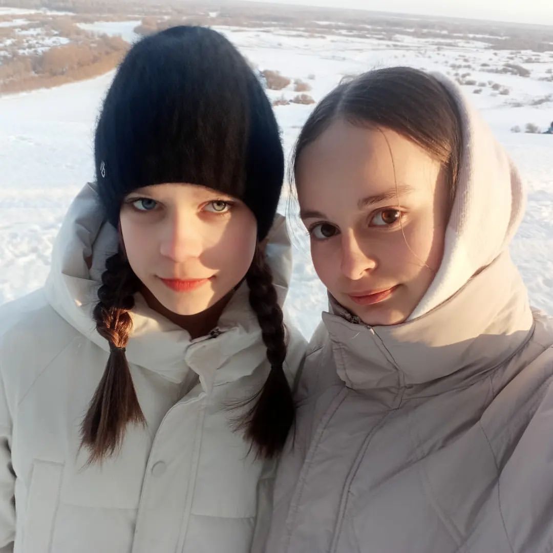 shhh_ayyy в LOOKY. #sunnyday,#sunshine,#holidays,#beautiful. We walk in sunny wea...
