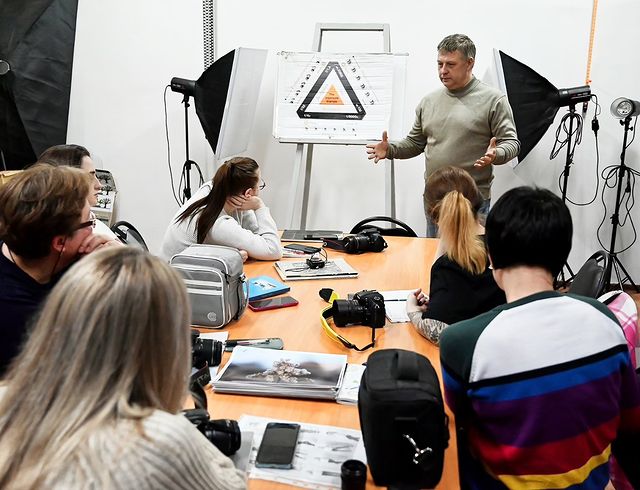 photoschool_tver в LOOKY. . Мы снова в Инстаграм...