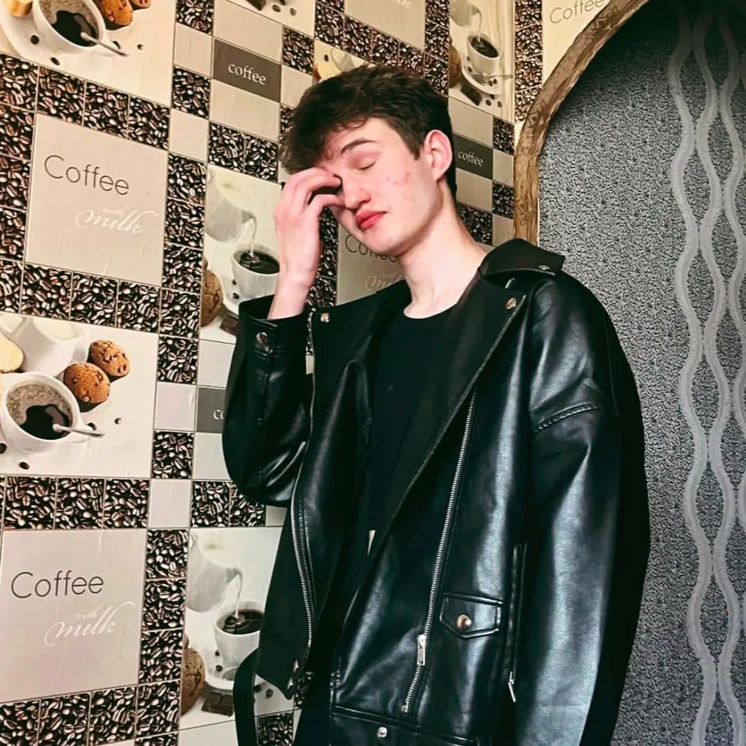 shawty's leather jacket