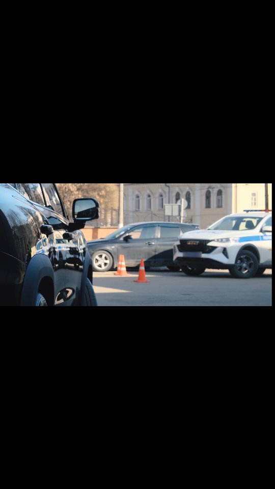 ni4e.go_li4nogo in LOOKY. . 🚗💥 Защитите свой а...