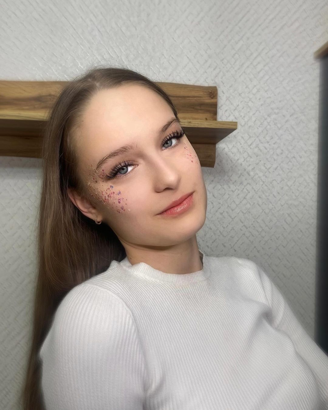 Всеми любимый мокрый эффект💥

С любовью к каждому клиенту💋
#наращиваниересниц #классика
#наращивание_ресниц #ресницы #реснички #lashes #lashmaker #наращиваниересницкопейск #2д #бьюти #красота #мокрыйэффект  #наращиваниересницчелябинск #лисийэффект #кукольныйэффект