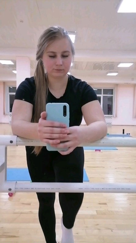 g_khristoforovaa в LOOKY. . null
