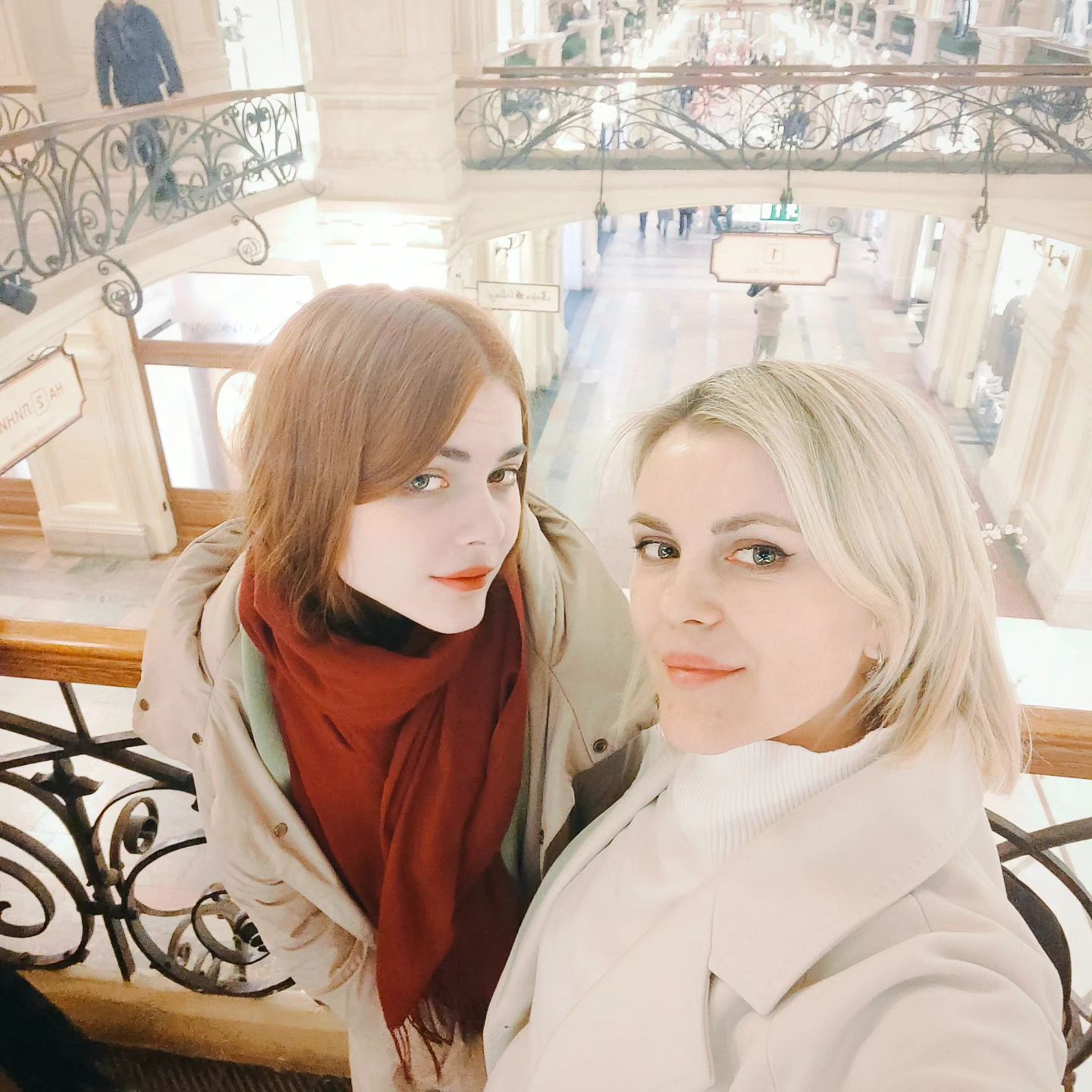 leontksy в LOOKY. . null