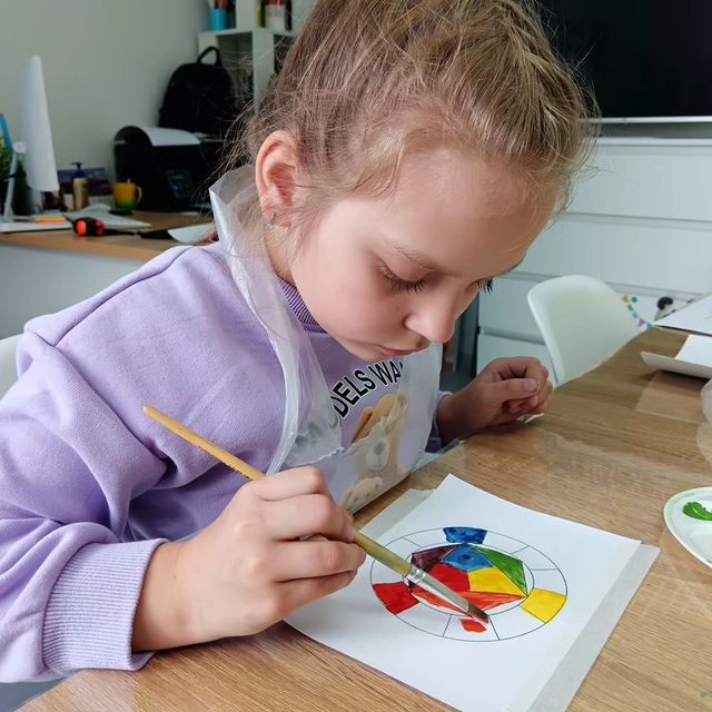 syursina_tatiana в LOOKY. #архизнайки,#творчество,#искусство,#занятиядлядетей,#художественнаяшкола,#развитиекреативности,#цветоваяпалитра,#цветовойкруг,#индивидуальныйподход. ❓ Что ждёт ваших дет...