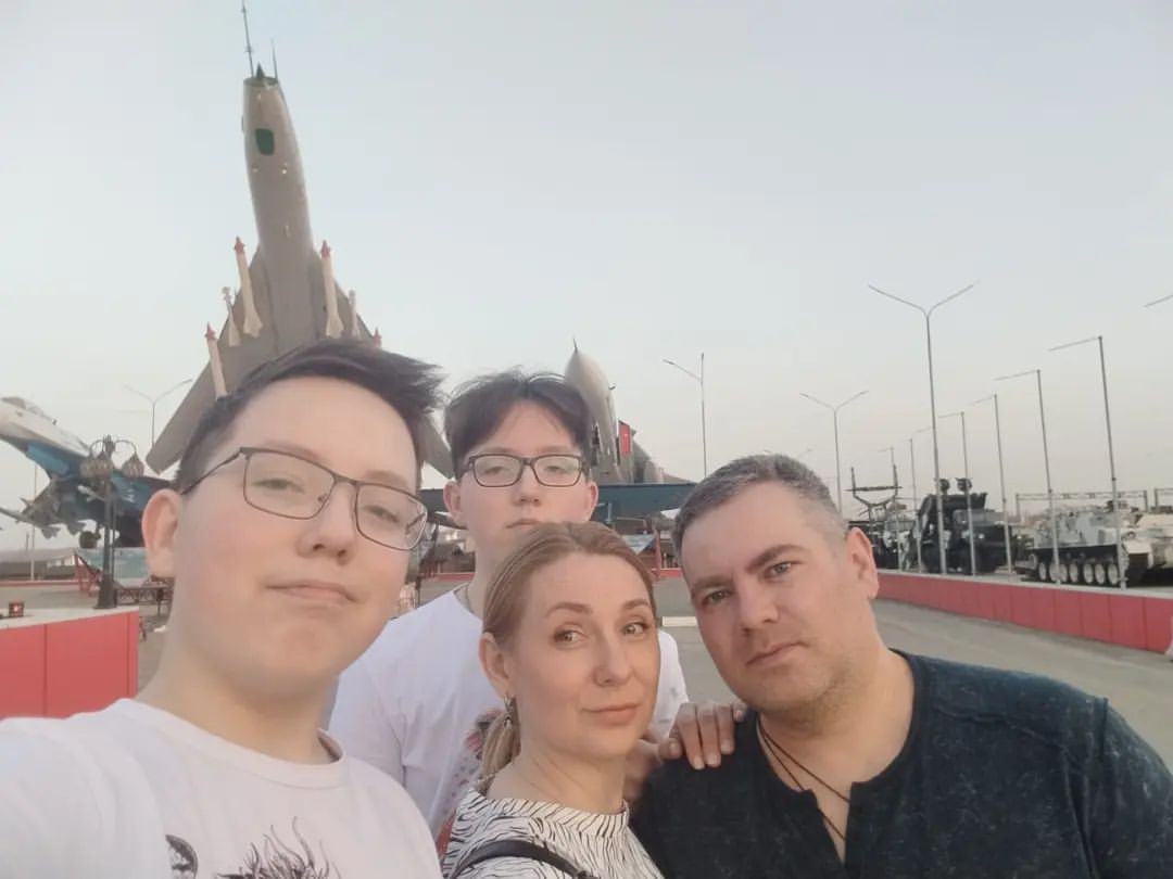 artist vi_er в LOOKY — публикация