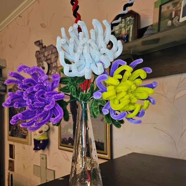 elena_krivets1966 в LOOKY. . Синельная проволока