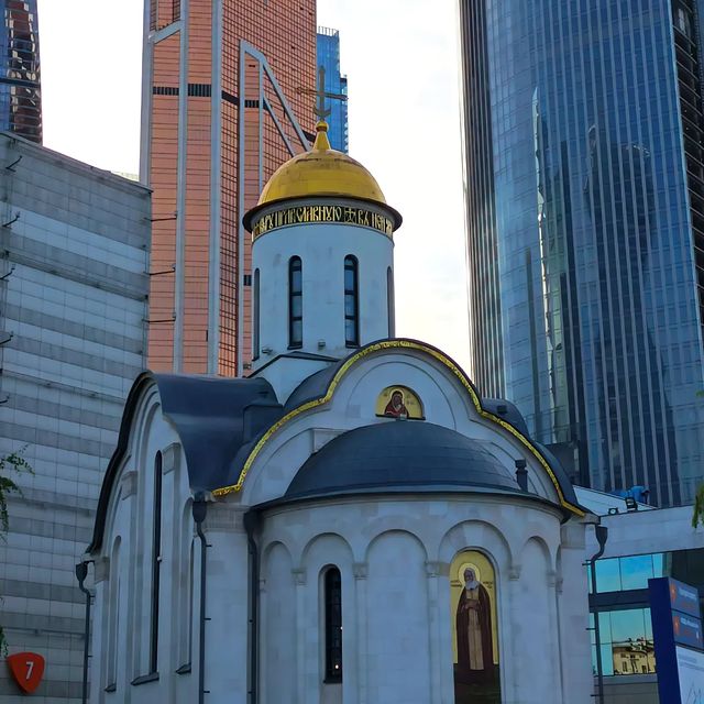 progulka7 в LOOKY. . Храм преподобного Се...