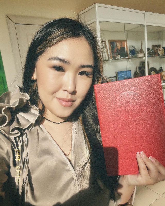 oksanagogolevaaa__ в LOOKY. . 5 лет позади 📕 кров...