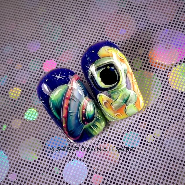 saborovanailsart в LOOKY. #millionstars_rocknail,#росписьногтей,#галактикананогтях,#космическиеногти,#космическийманикюр,#космоснаногтях,#дизайнногтей💅. Участвую в Межгалакт...