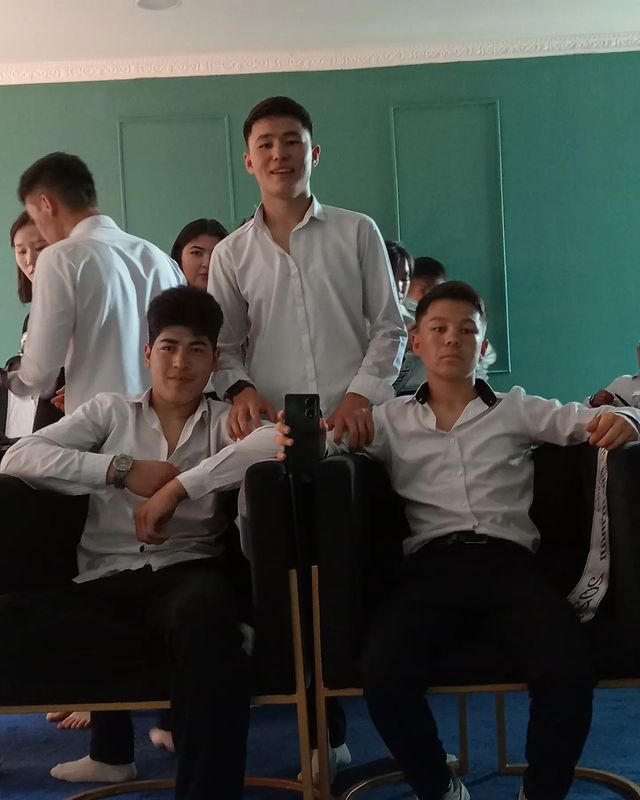 dalabayev__17 в LOOKY. . 🫂☝🏻