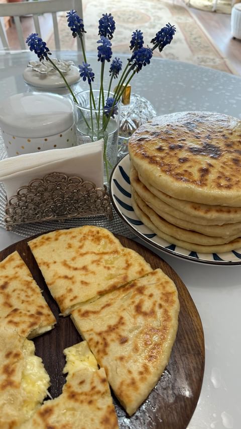 rezvanova.irina в LOOKY. #вкусныйзавтрак#вкусныйобед#люблюготовить#готовлю,#готовлюдома#готовимслюбовью. Лепешки хачапури за ...