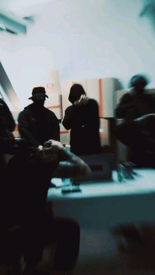 kole_hug в LOOKY. . Aktiva