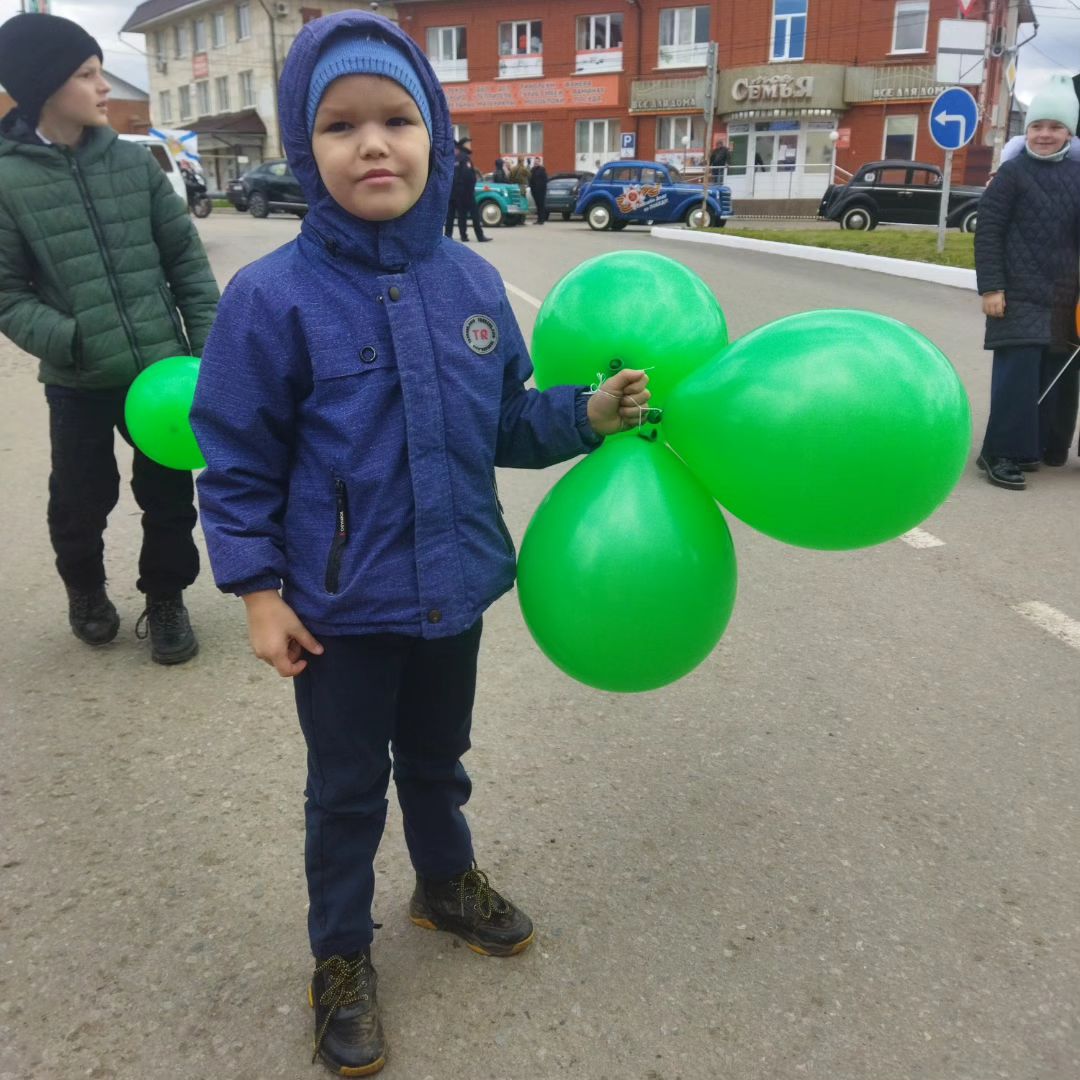 #9мая #деньпобеды2024  #79летвеликойпобеды 
Первый праздник победы нашей принцесски🧿