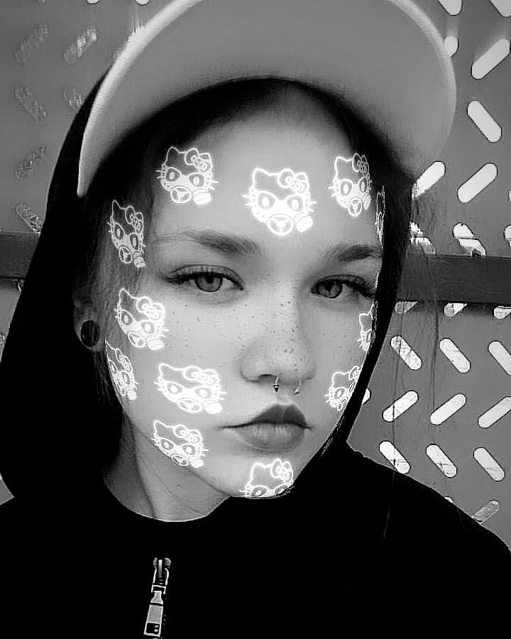 kittyywrrsss в LOOKY. . )