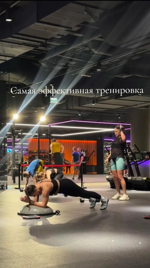aleks.fedos в LOOKY. #ddxfitness,#спорт. 🔥 Круговые трениров...