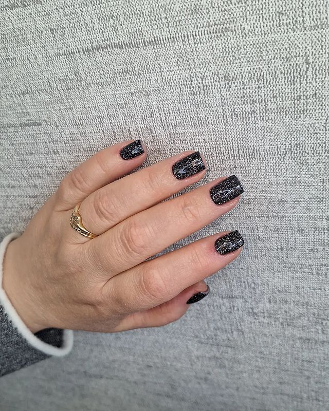 li.nail_vrn в LOOKY. . null