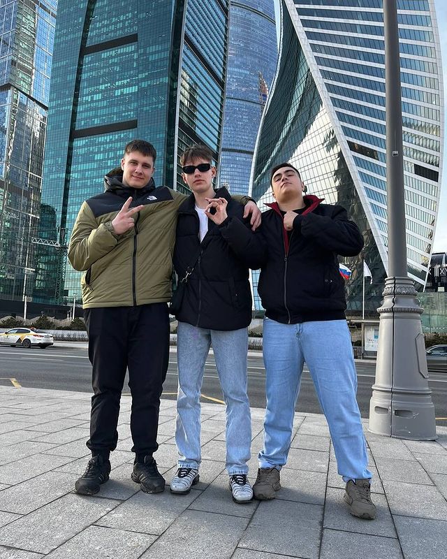 dmitry_yazybchuk в LOOKY. . Да, криво сфоткался