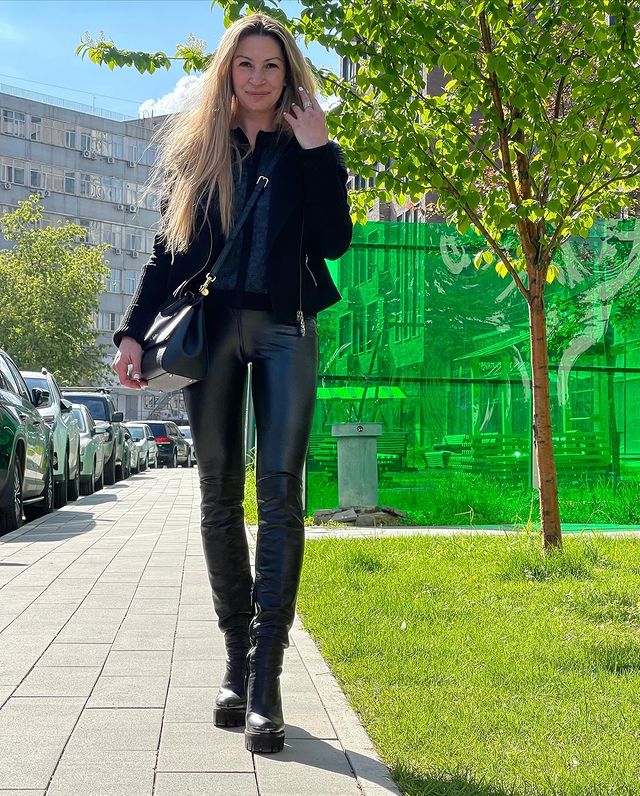 markovax6 в LOOKY. #бмв,#раритет,#я,#сын. Приехали ставить маш...